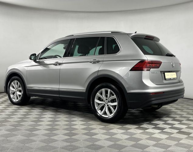 Volkswagen Tiguan  Status