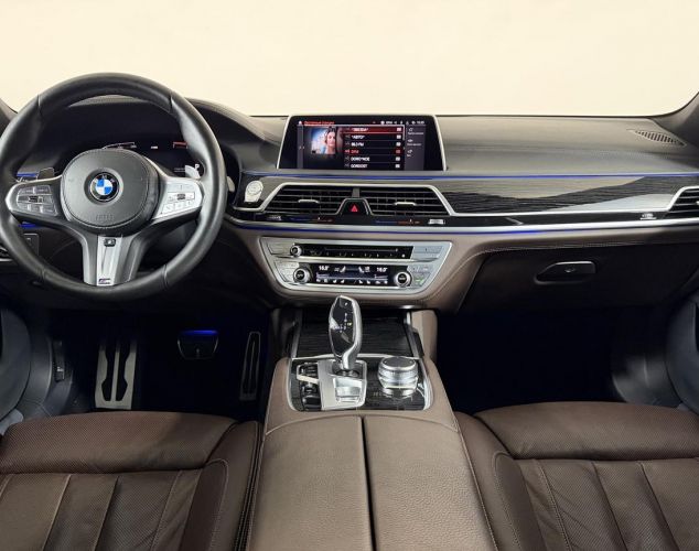 BMW 7 серия  