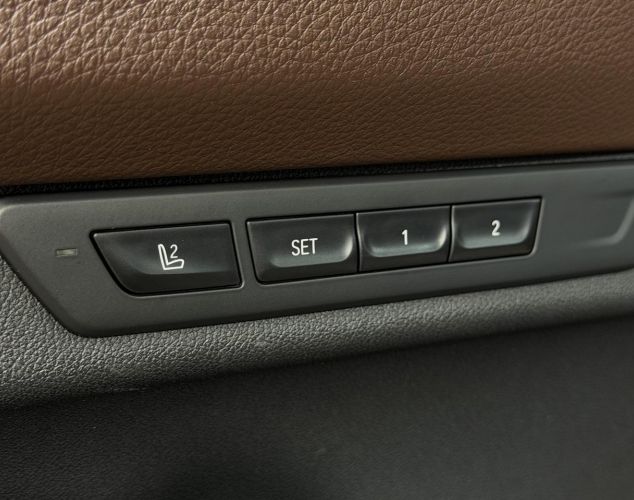 BMW 7 серия  