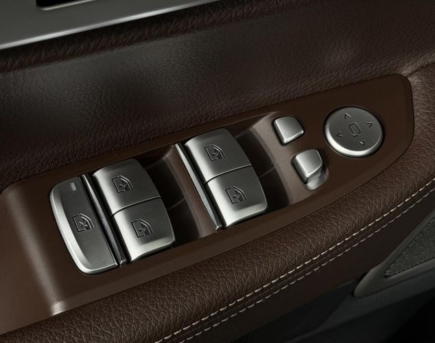 BMW 7 серия  