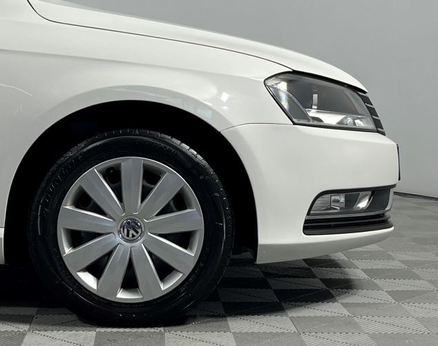 Volkswagen Passat  Trendline