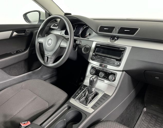 Volkswagen Passat  Trendline
