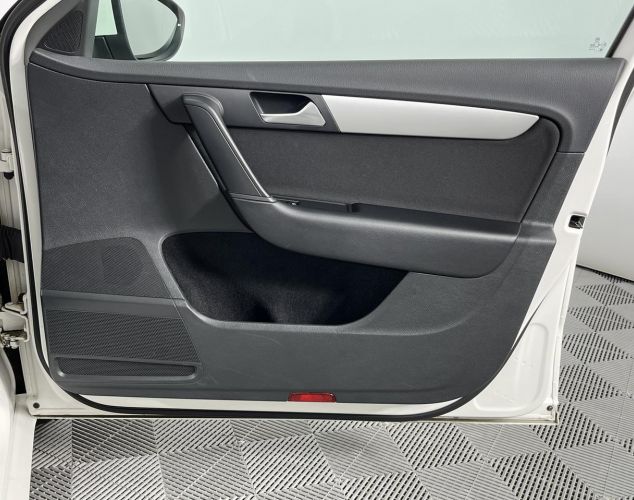 Volkswagen Passat  Trendline