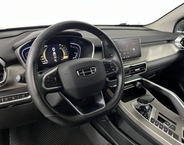 Geely Coolray  