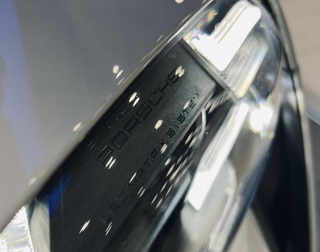Porsche Taycan  