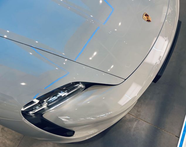 Porsche Taycan  
