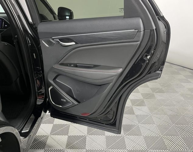 Geely Tugella  