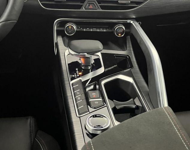 Geely Tugella  