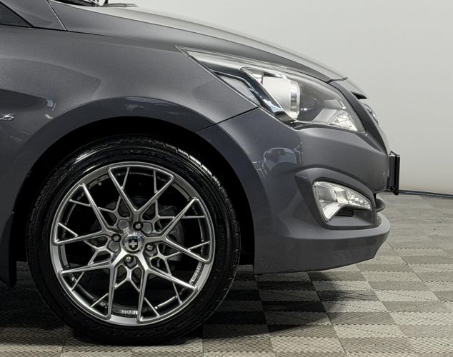 Hyundai Solaris  