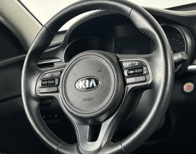 Kia Optima  Luxe