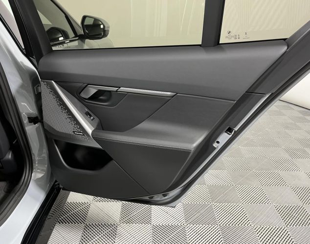 BMW 5 серия  