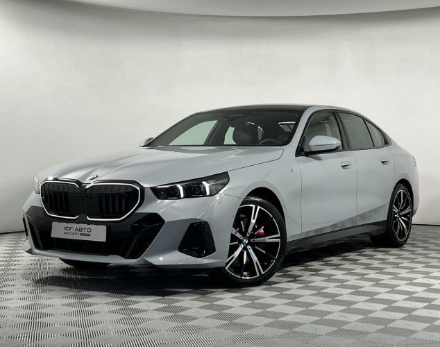 BMW 5 серия  