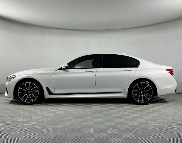 BMW 7 серия  