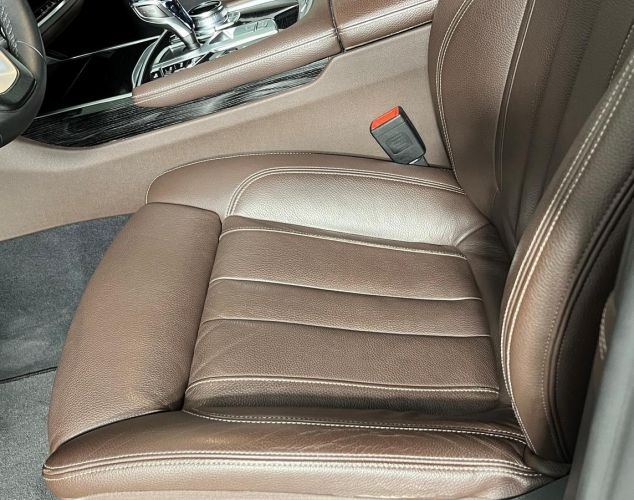 BMW 7 серия  