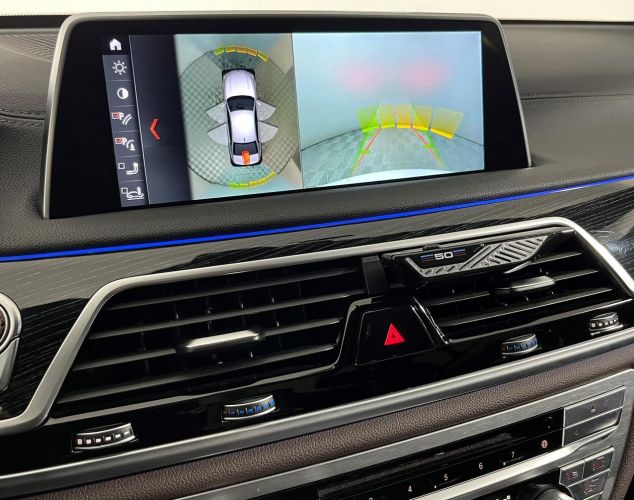 BMW 7 серия  
