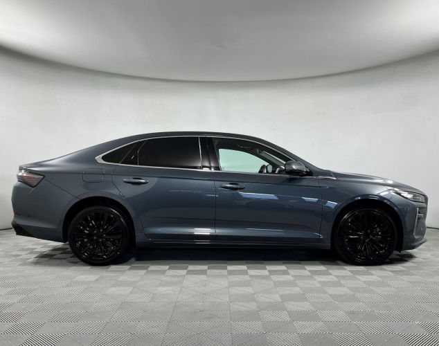 Geely Preface  Flagship