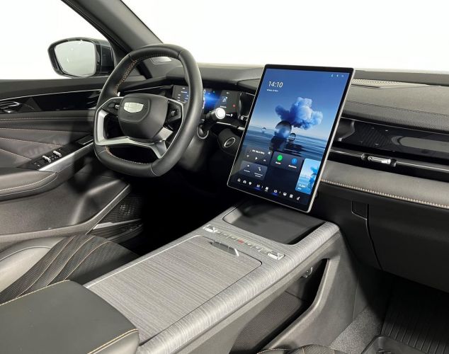 Geely Preface  Flagship