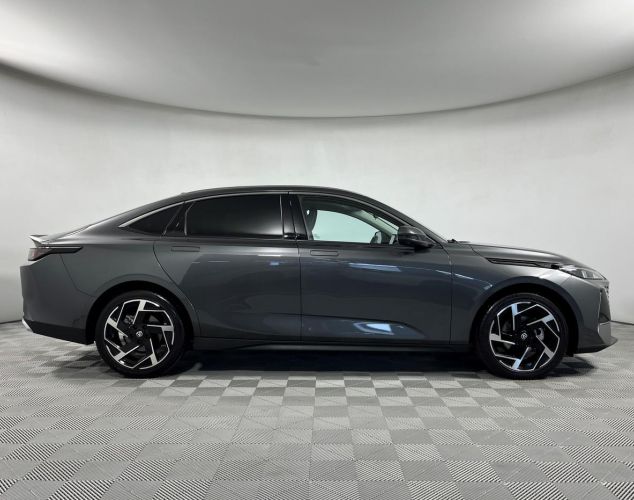 Changan LAMORE  Tech