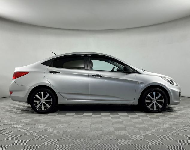 Hyundai Solaris  Active