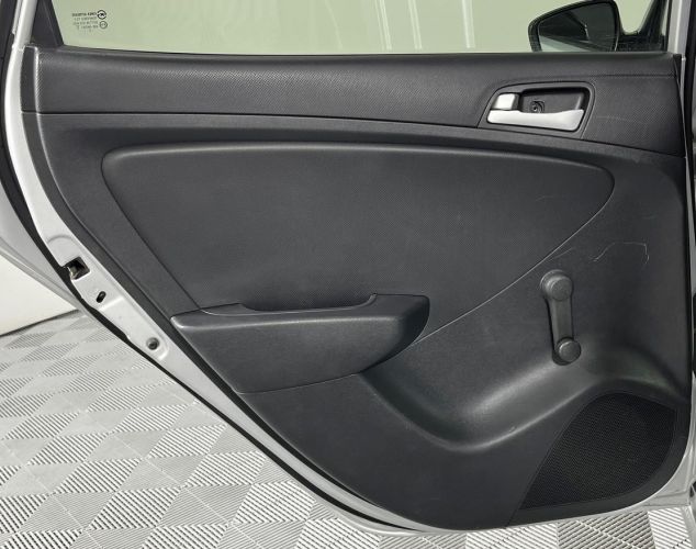 Hyundai Solaris  Active