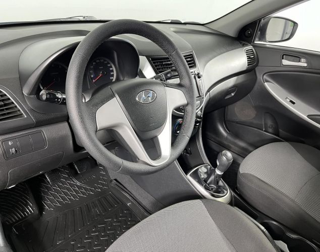 Hyundai Solaris  Active