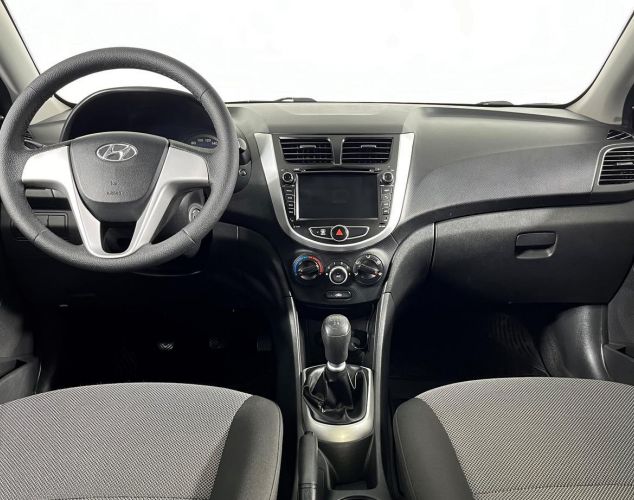 Hyundai Solaris  Active