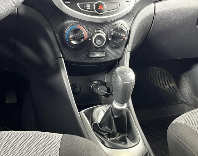 Hyundai Solaris  Active