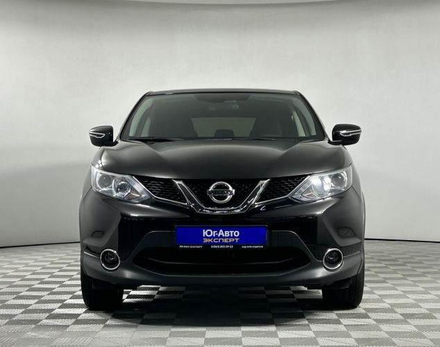 Nissan Qashqai  SE