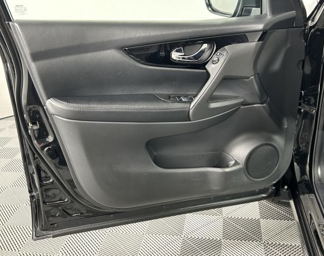 Nissan Qashqai  SE