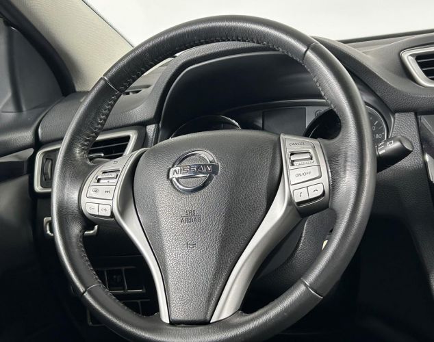 Nissan Qashqai  SE