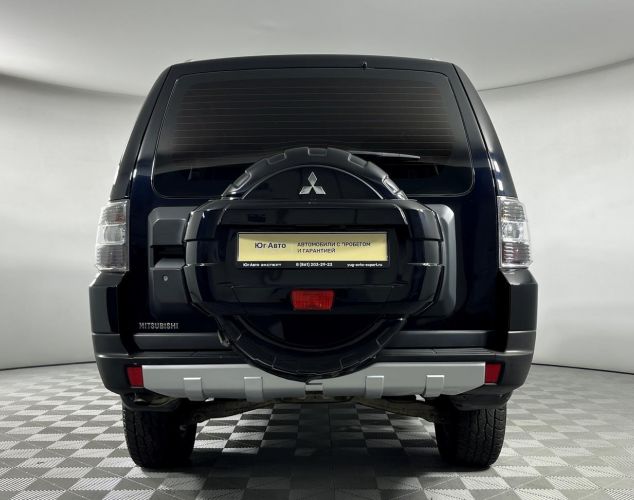 Mitsubishi Pajero  Ultimate