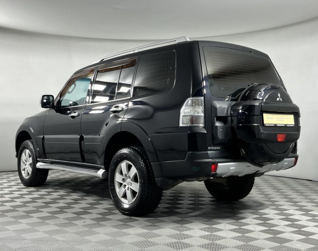 Mitsubishi Pajero  Ultimate