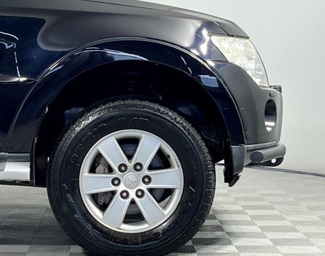 Mitsubishi Pajero  Ultimate