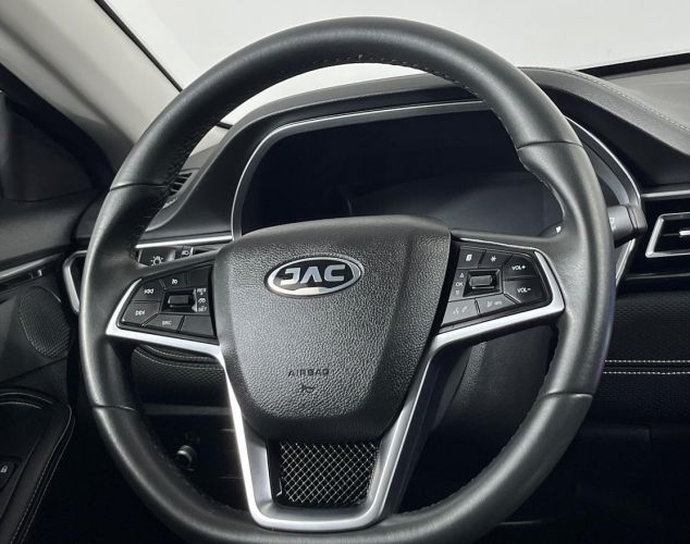 JAC J7  Tech