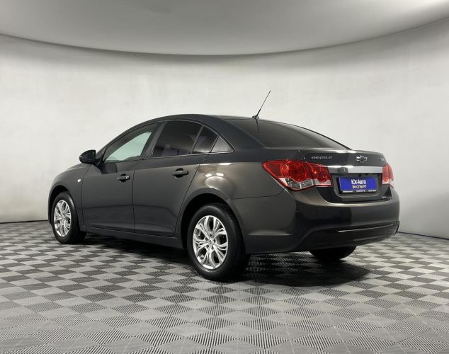 Chevrolet NAV Cruze  