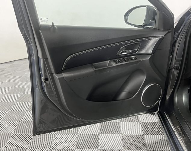 Chevrolet NAV Cruze  