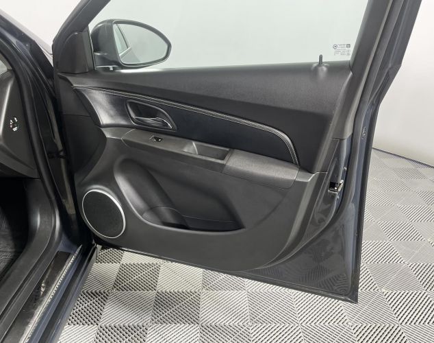 Chevrolet NAV Cruze  