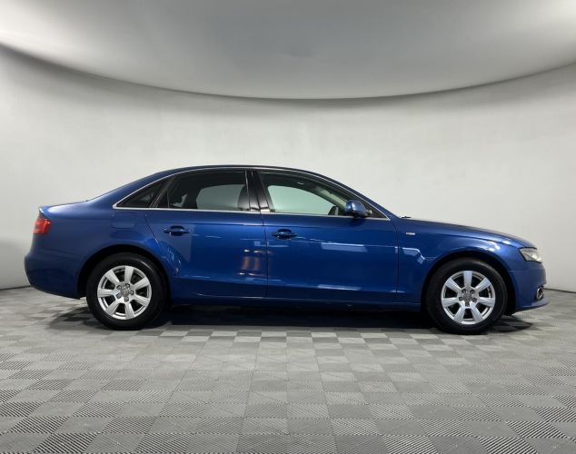 Audi A4  Стандарт