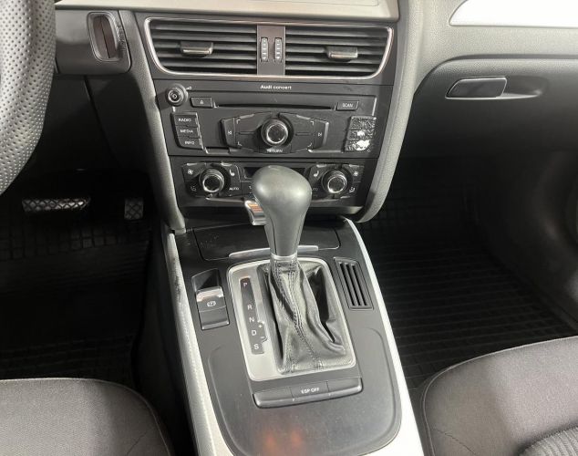 Audi A4  Стандарт