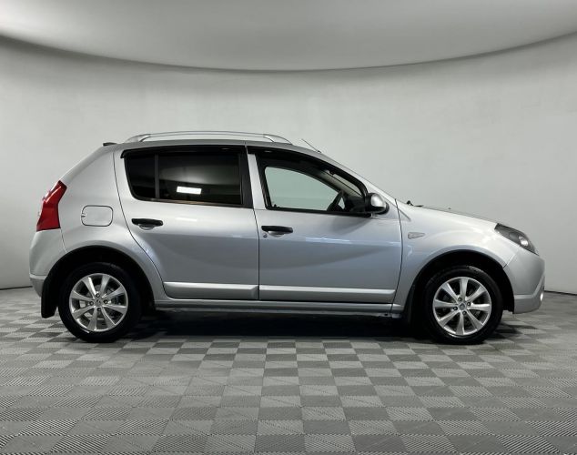 Renault Sandero  Prestige