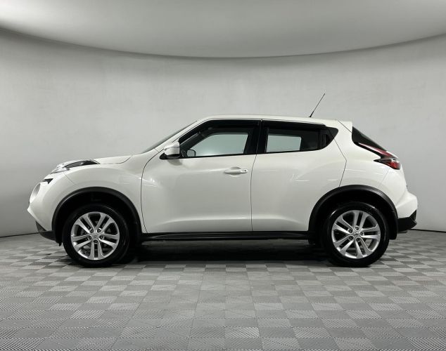 Nissan Juke  SE