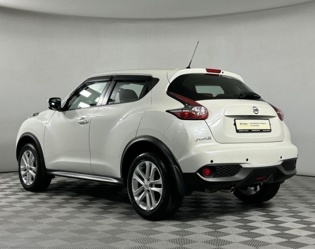 Nissan Juke  SE