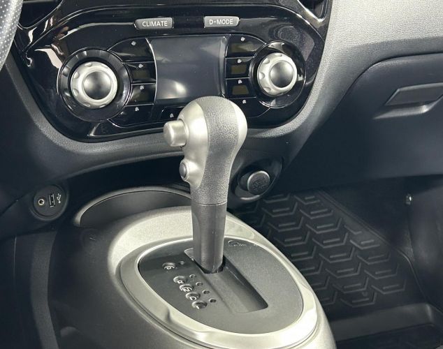 Nissan Juke  SE