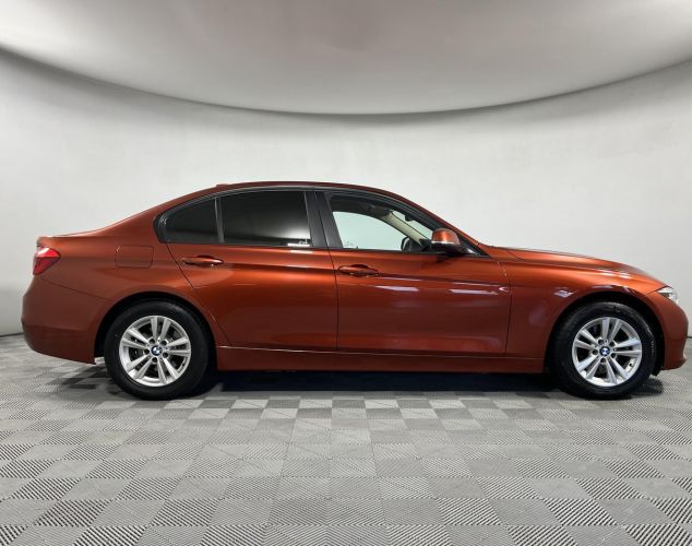 BMW 3 серия  318i Luxury Line