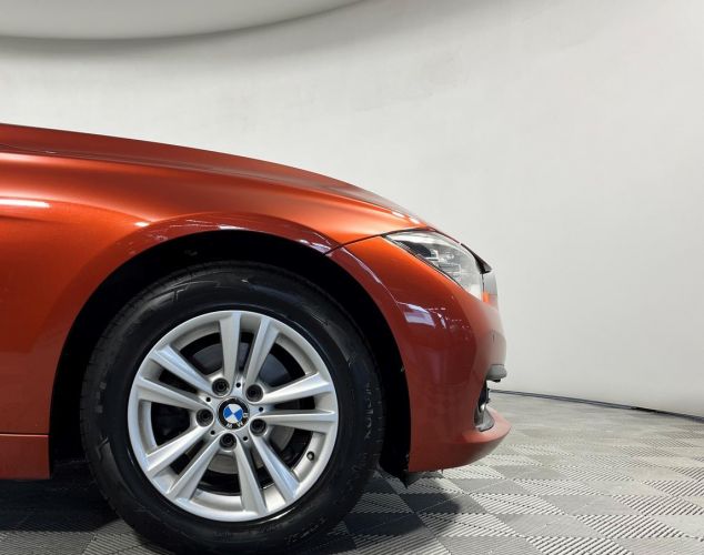 BMW 3 серия  318i Luxury Line
