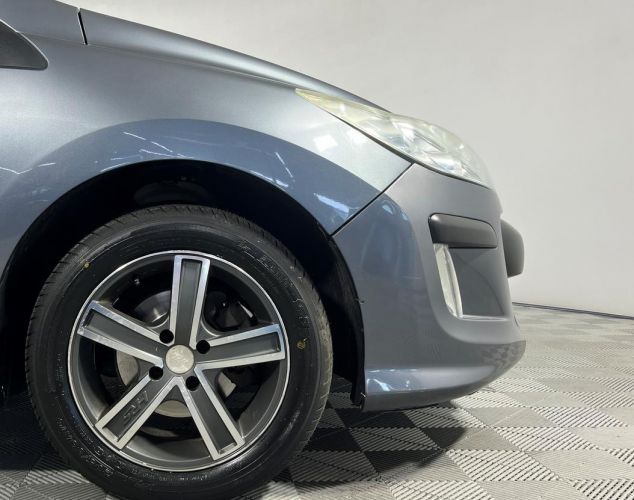 Peugeot 308  Confort Pack