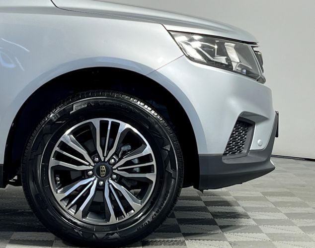 Geely Emgrand X7  
