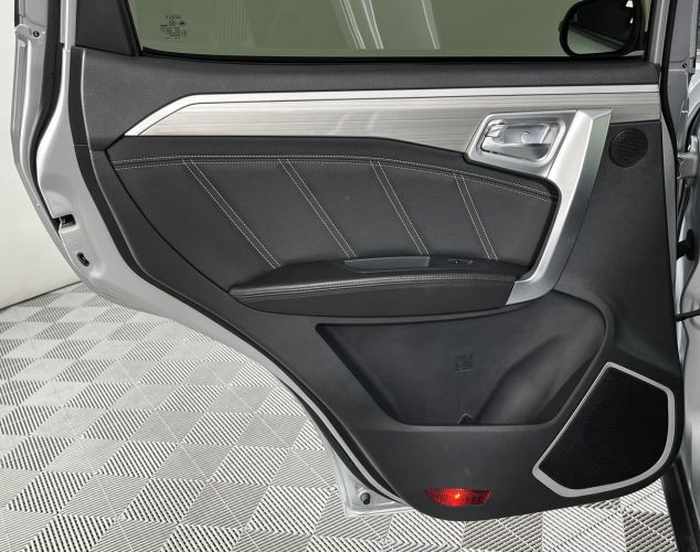 Geely Emgrand X7  