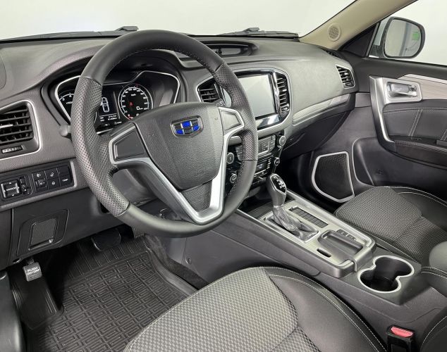 Geely Emgrand X7  