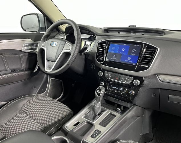 Geely Emgrand X7  